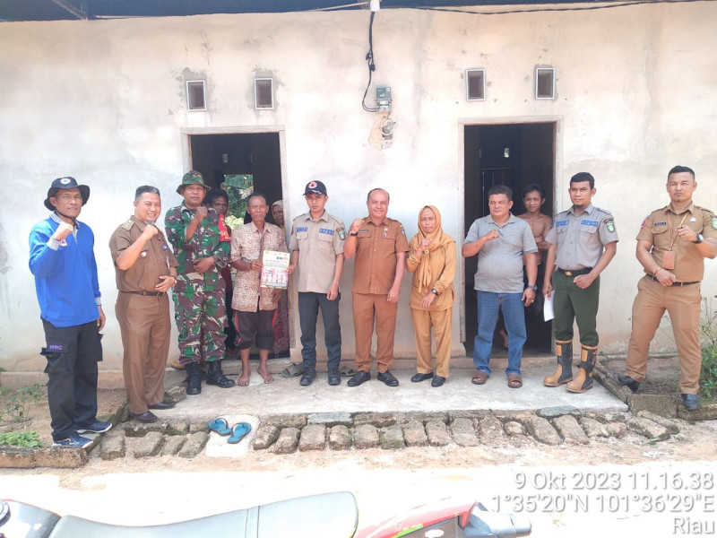 Kegiatan Patroli dan Sosialisasi Dari Serda Misriyadi Kepada Masyarakat