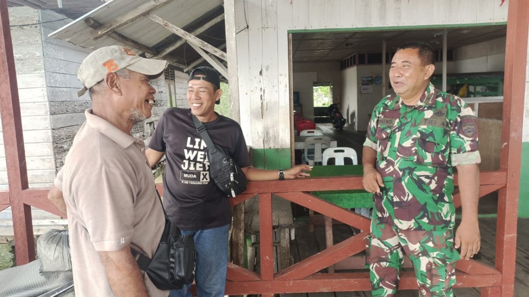 Babinsa Rangkul Warga Teluk Belitung, Semangat Persatuan Menguat di Kampung Pancasila