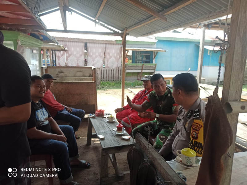 Praka Rahmad Galang Silaturahmi Melalui Komsos di Kampung Pancasila, Teluk Belitung