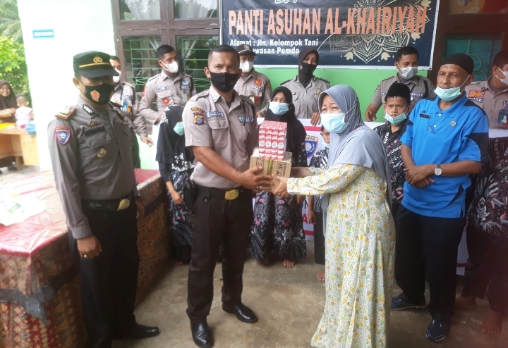 Peringati HUT Satpam ke-41, Polres Rohul Baksos Dan Anjangsana Di Panti Asuhan Al Khairiyah Pasir Pengaraian