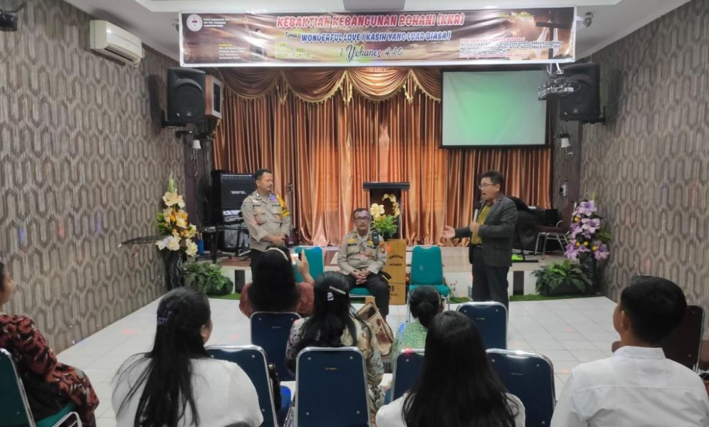 Polresta Pekanbaru Sambang dan Tampung Adpirasi Gereja Kemenangan Iman.Indonesia