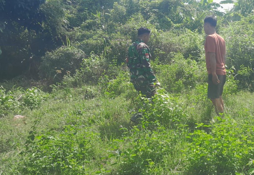 Babinsa Ajak Warga Bersama Jaga Lingkungan dari Bahaya Karhutla