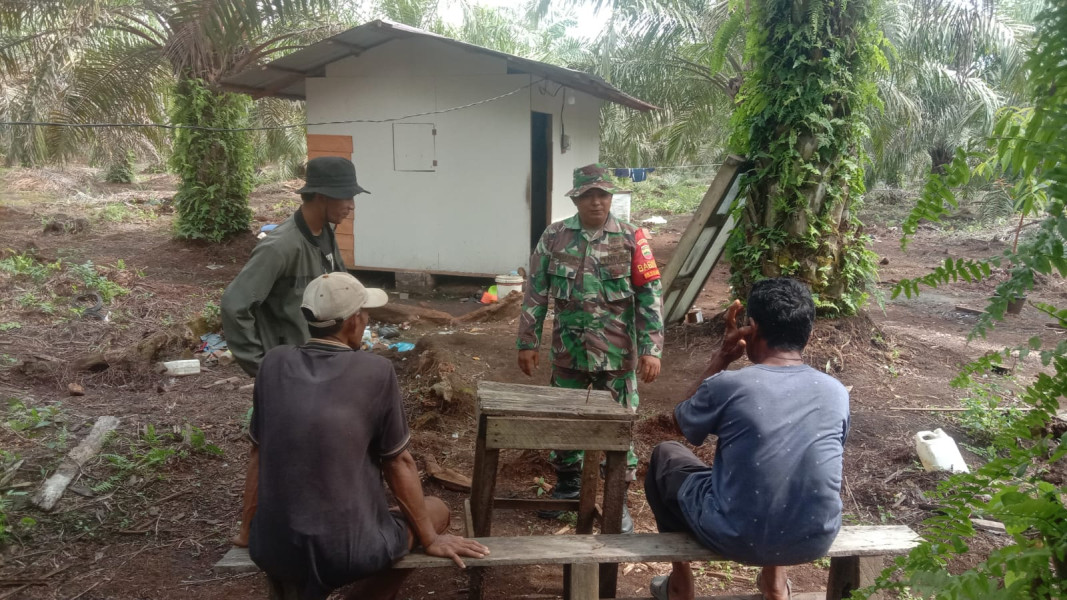 Larangan Tegas Membakar Hutan dan Lahan Disampaikan Serda Cerzakatno