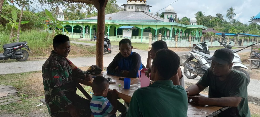 Kampung Pancasila Jadi Sarana Pererat Kebersamaan, Babinsa Gelar Komsos
