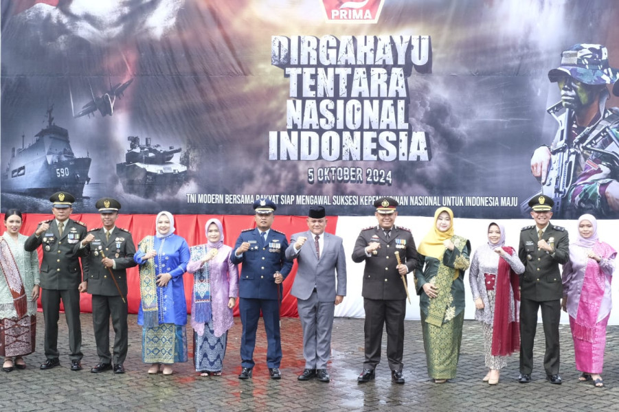 Sinergitas TNI-Polri dan Masyarakat Ditekankan Dalam Upacara HUT ke-79 TNI di Kota Dumai