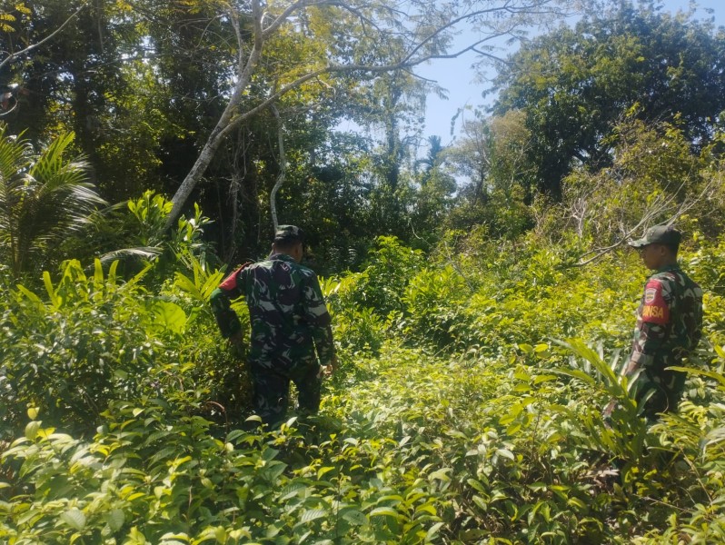 Cegah Karhutla, Babinsa Perketat Patroli dan Edukasi Warga Teluk Ketapang