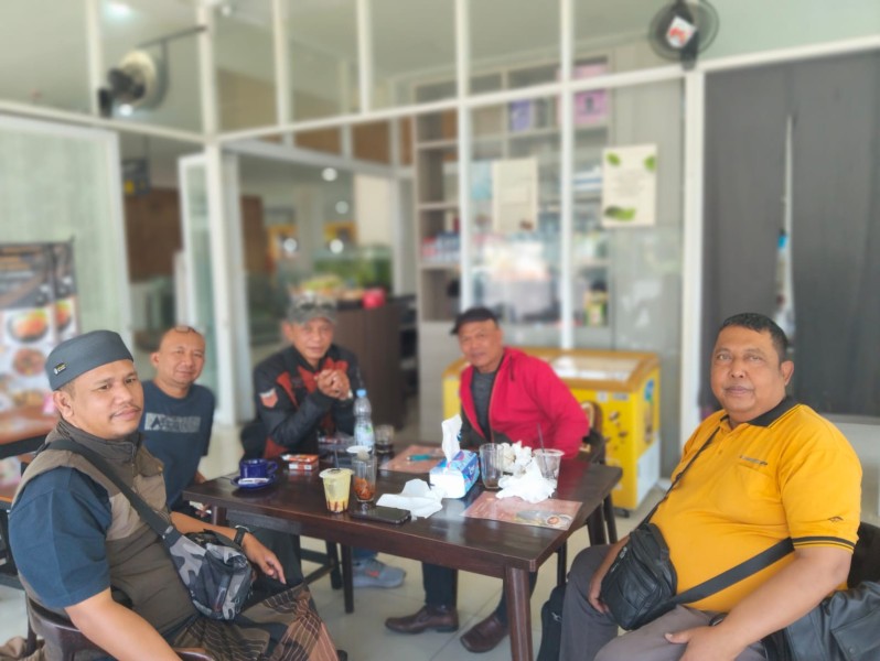 Ketua DPW LSM KOREK Riau Miswan Bersama Ketua DPC Kabupaten Bandung Anuar Syahid Gelar Silaturahmi, Perkuat Konsolidasi Menuju Pembentukan DPW LSM KOREK Jawa Barat