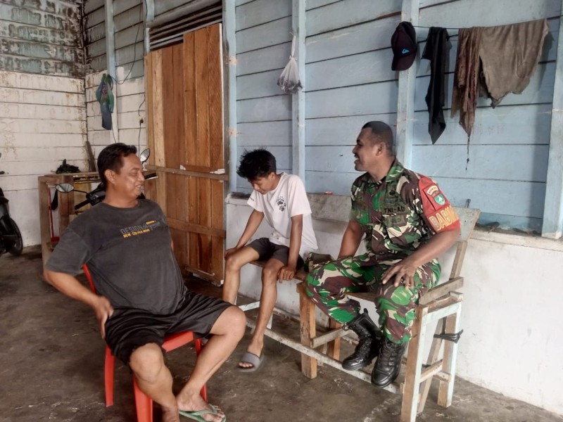 TNI dan Rakyat Semakin Solid, Babinsa Merbau Gelar Dialog Bersama Warga Kampung Pancasila