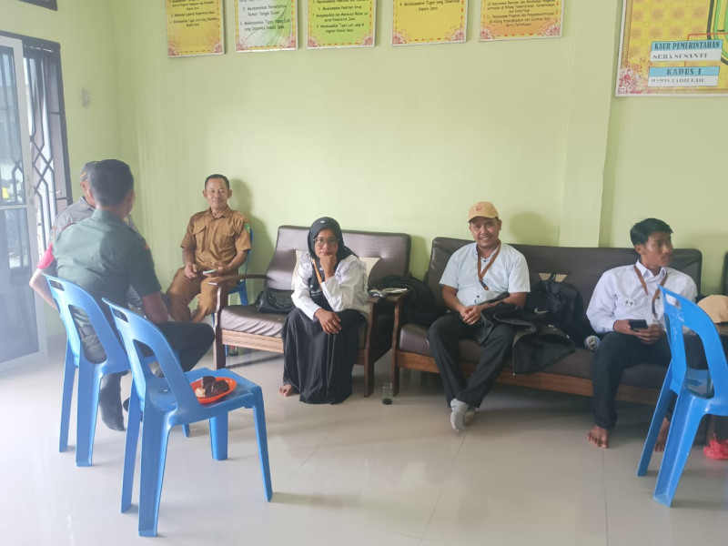 Optimalisasi Pelayanan Masyarakat, Babinsa Adakan Komsos di Kampung Pancasila