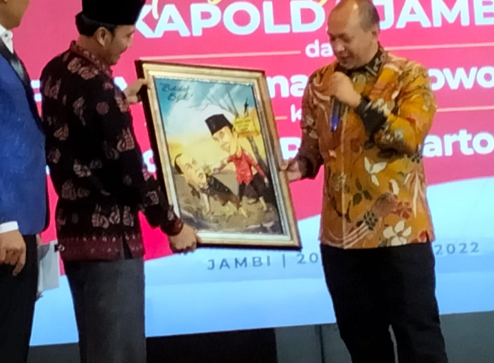 Pisah Sambut Kapolda Jambi Dari Irjen Pol A Rachmad Wibowo SIK Kepada Irjen Pol Drs Rusdi Hartono MSi
