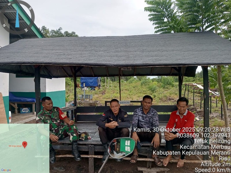 Melalui Komsos, Babinsa Merbau Bangun Kebersamaan di Tengah Masyarakat