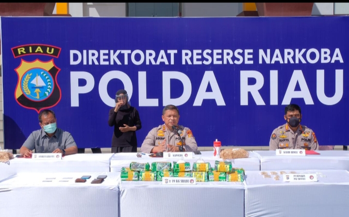 Polda Riau Ringkus Pemasok Narkoba Ke Lubuk Linggau