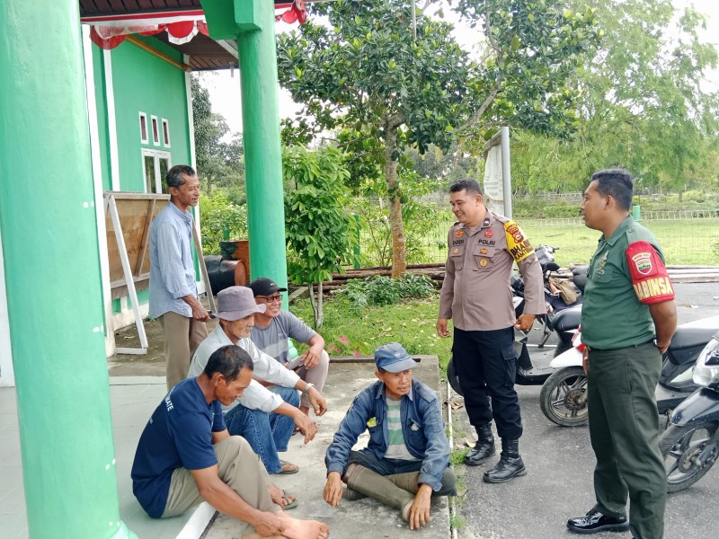 Babinsa dan Bhabinkamtibmas Kompak Jaga Harmoni di Kampung Pancasila