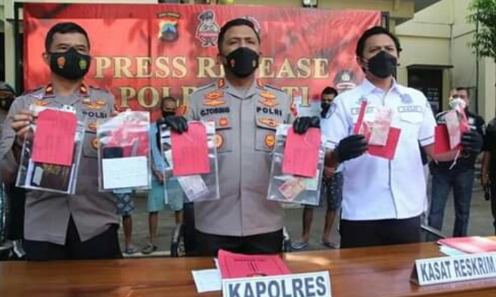 Polres Pati Gelar Konferensi Pers Kasus Pencurian Kendaraan Bermotor Dan Perjudian Balap Liar