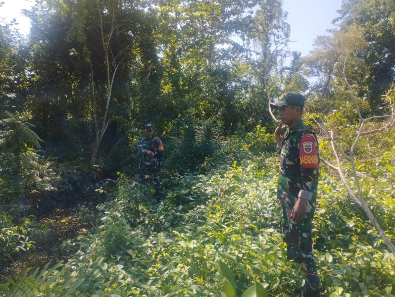 Serma Eri Efrianto Tegaskan Bahaya Bakar Lahan Saat Patroli Karhutla