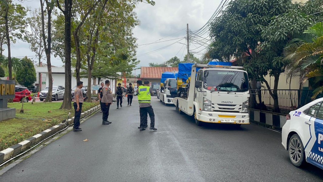 Ringankan Luka Pasca Bencana, Polda Sumut Salurkan Bantuan Mabes Polri ke Aceh Tamiang