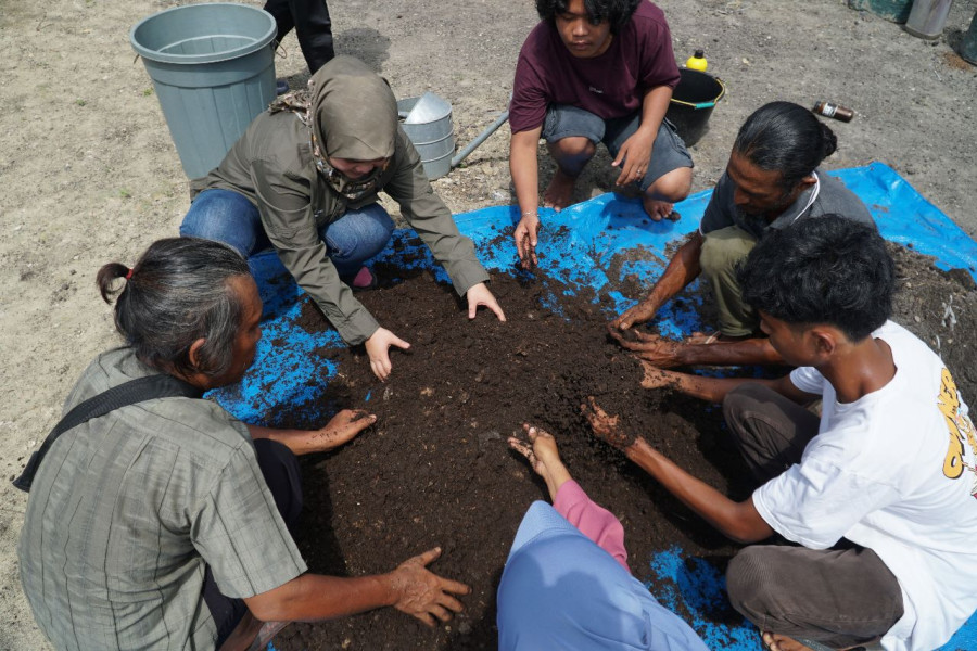 Wujudkan Inovasi Pertanian dan Peternakan Terintegrasi, PT KPI Unit Dumai Gelar Pelatihan Ternak Kambing di Kelurahan Tanjung Palas