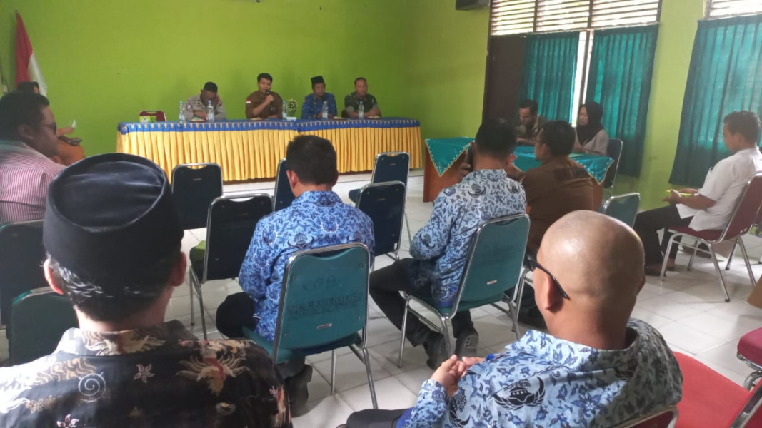 Danramil 02 BK Bersama Unsur Terkait Hadiri Rapat Koordinasi Penetapan Lokasi APK