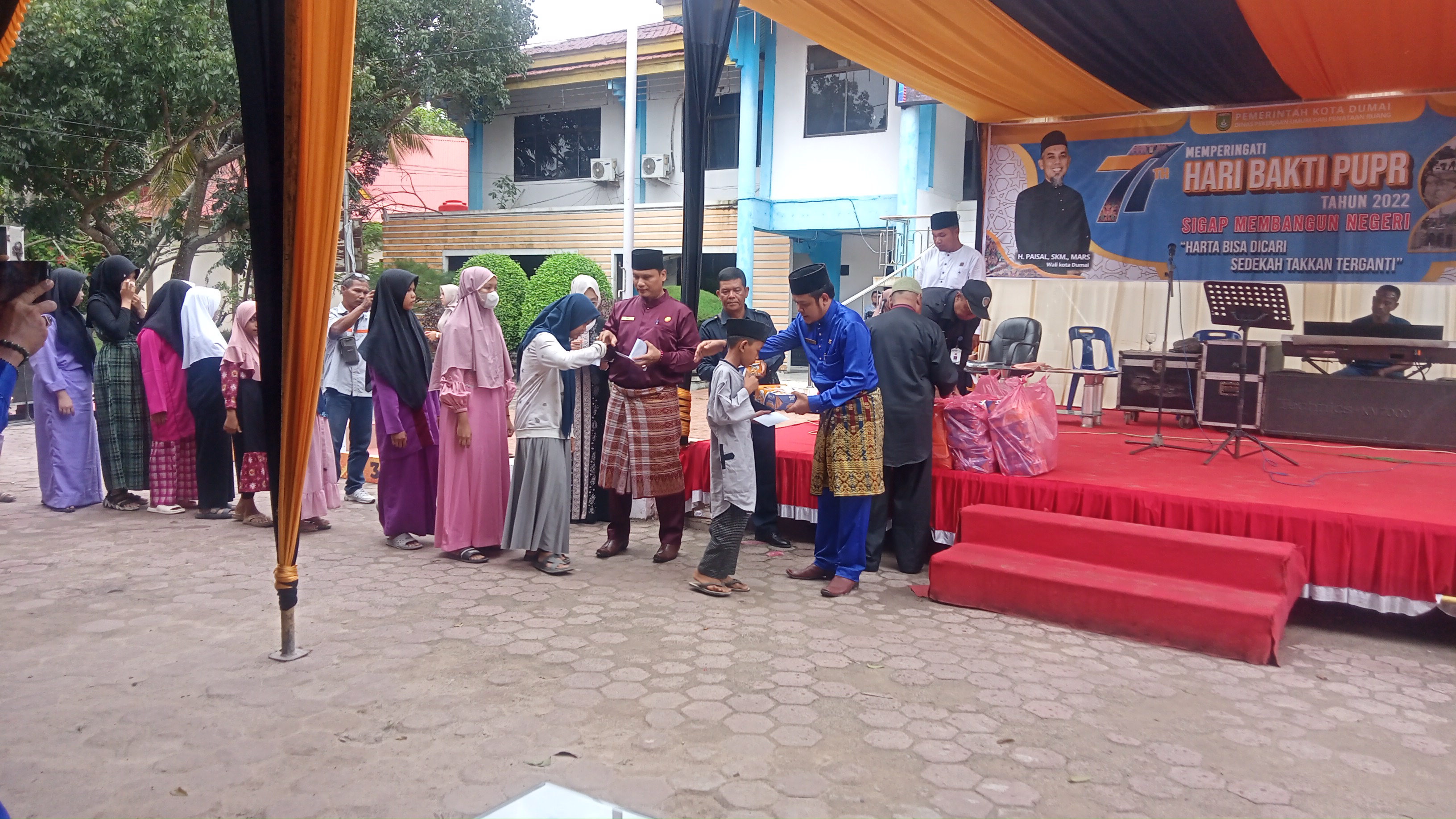 Berkah Dihari Bhakti Ke 77, Dinas PUPR Dumai Santuni Yatim Piatu