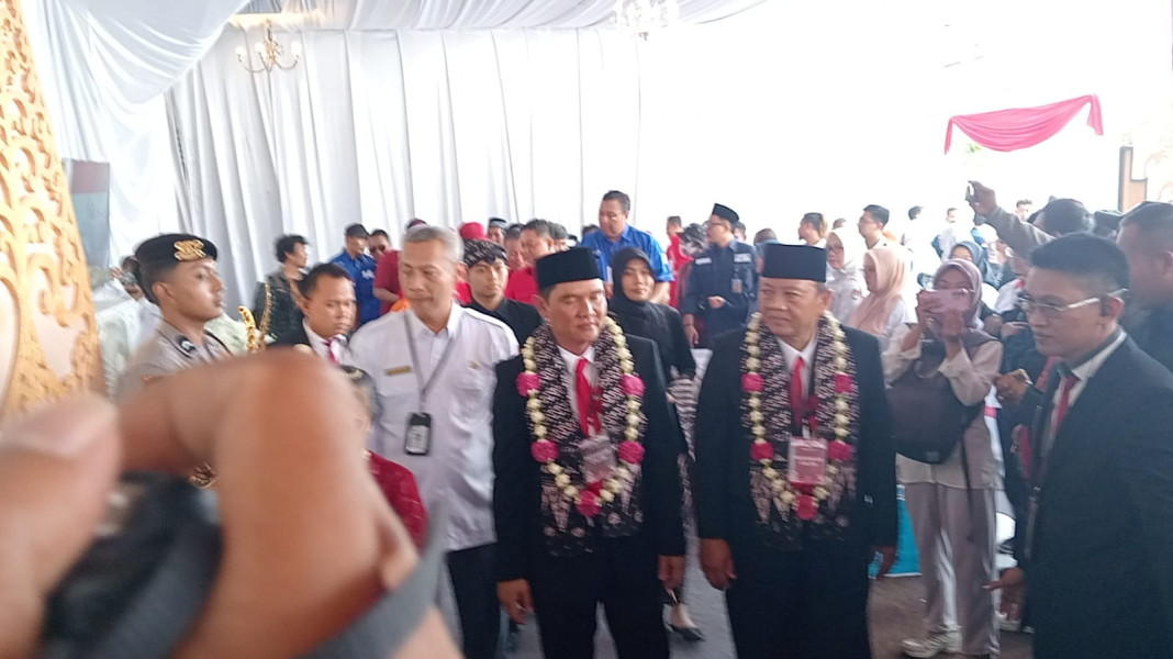 Paslon Bupati dan Wabup Pati Wahyu - Haryono Resmi Mendaftarkan Diri ke KPU Pati