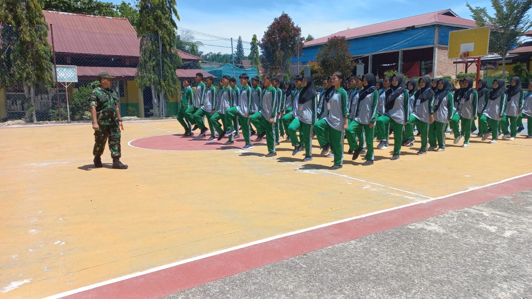TNI Gelar Latihan Dasar Kepemimpinan di SMAN 3 Dumai, Bentuk Karakter Siswa Sejak Dini