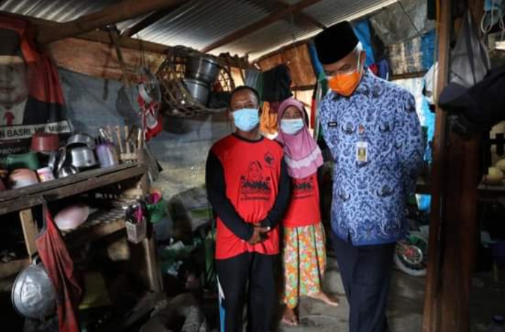 Rumahnya Terendam Banjir, Buruh Tani Senang Dapat Bantuan RTLH