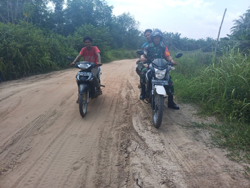 Upaya Babinsa Gurun Panjang Tekan Angka Karlahut di Bukit Kapur