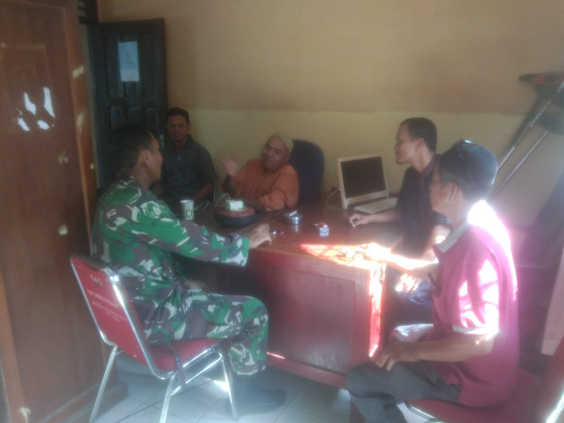 Kolaborasi Masyarakat dan Babinsa Dalam Mencegah Karhutla