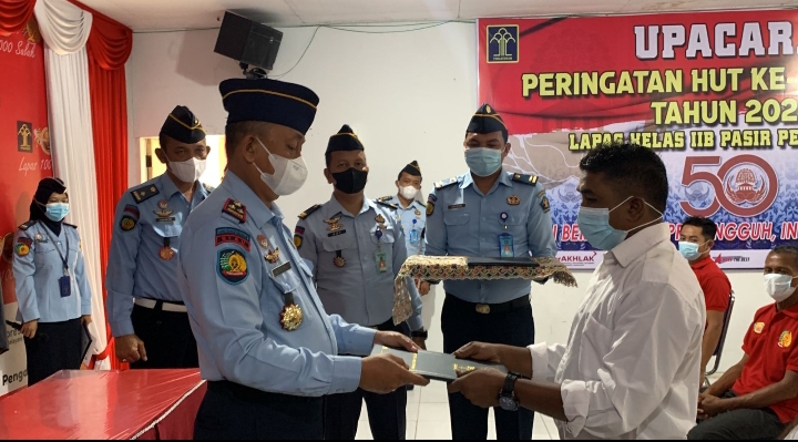 Lapas Pasir Pengaraian Berikan Remisi Khusus Natal 2021 Kepada 62 Orang WBP