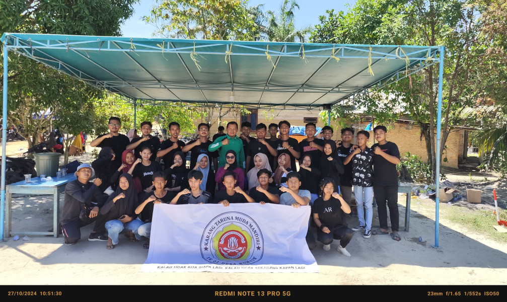 Semarakkan Hari Sumpah Pemuda, Karang Taruna Muda Mandiri RW 01 Desa Kumain Laksanakan Senam Pagi Bersama