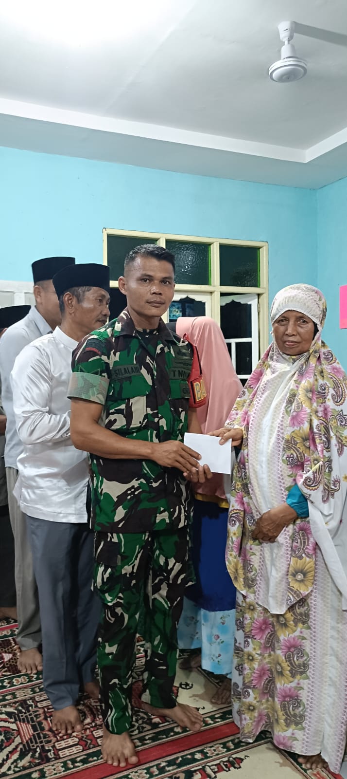 Babinsa Teluk Belitung Ikuti Safari Ramadhan Kecamatan Merbau, Wujud Kedekatan TNI dengan Masyarakat