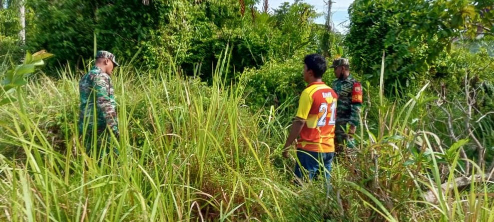 Babinsa Himbau Warga Tidak Buka Lahan dengan Cara Membakar