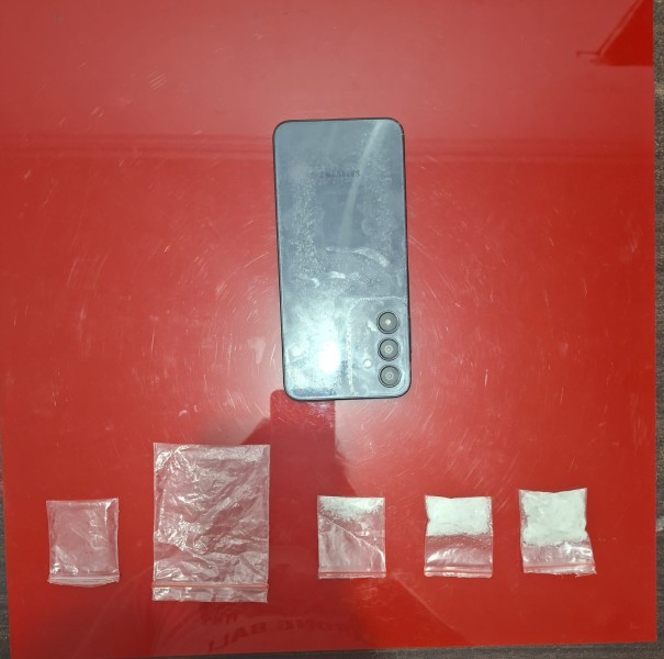 Satresnarkoba Polres Rokan Hulu Tangkap Pengedar Sabu di Ujung Batu, Sita Barang Bukti Seberat 8,03 Gram