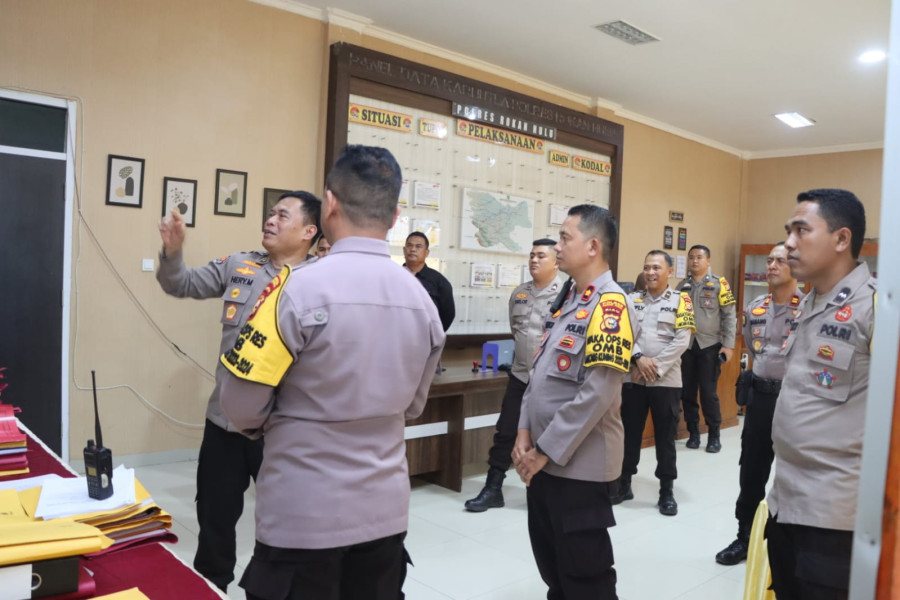 Pamatwil Polda Riau Giat  Supervisi Ke Gudang Logistik KPU Rohul, Pastikan Pengamanan Sesuai SOP