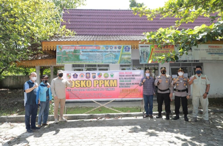 Kapolda Riau Tinjau Pelaksanaan PPKM Mikro Di Dua Kelurahan Kota Pekanbaru