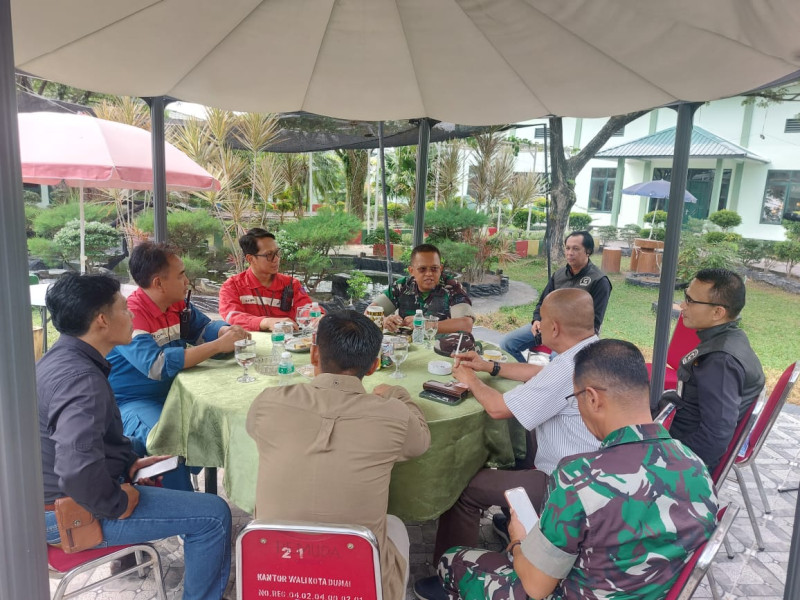 Letkol Inf Antony Tri Wibowo Sambut Kunjungan Management PT. KPI RU-II Dumai