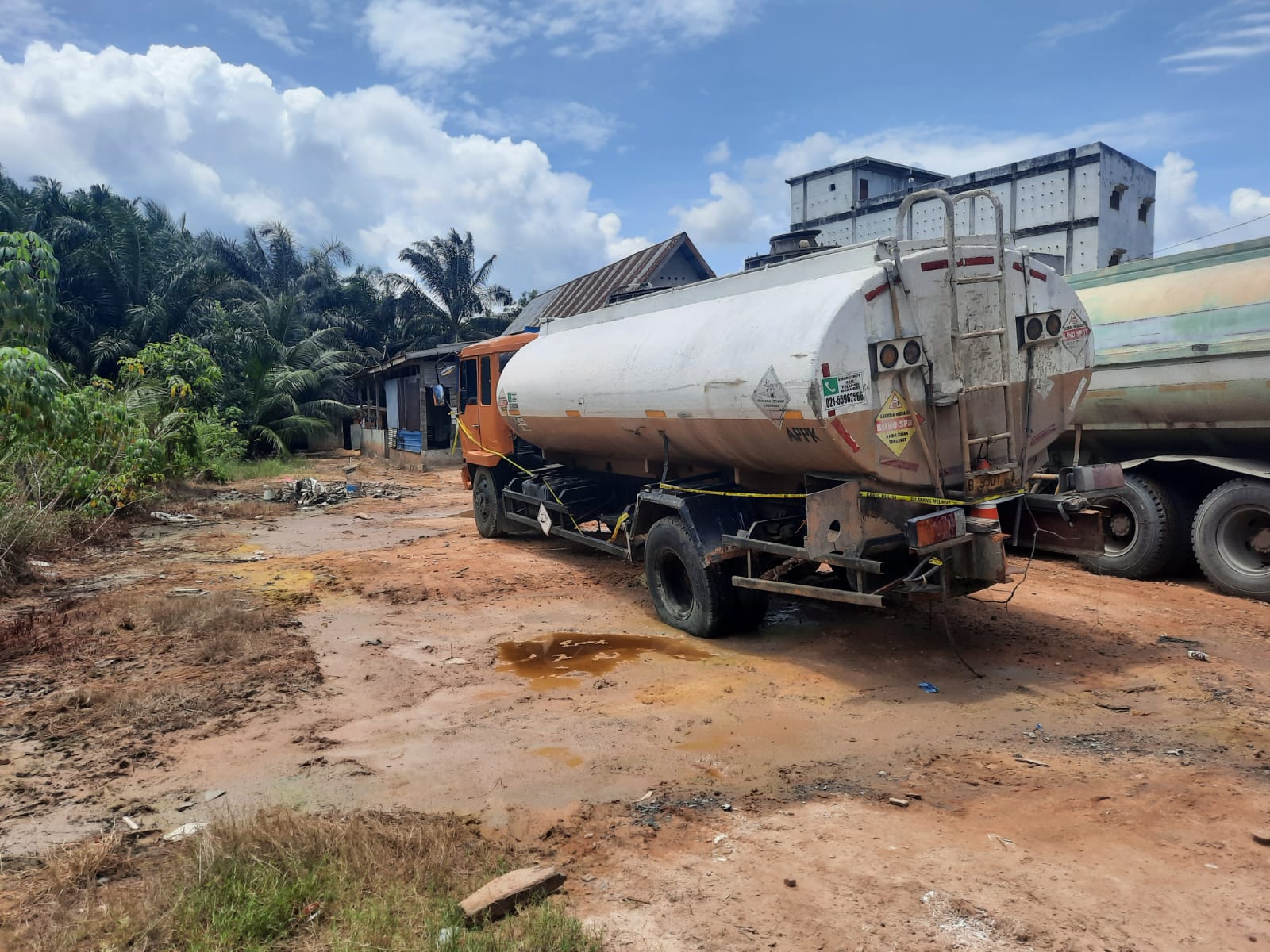 Disebut - Sebut Kompensasi Warga Terdampak Bocoran HCL