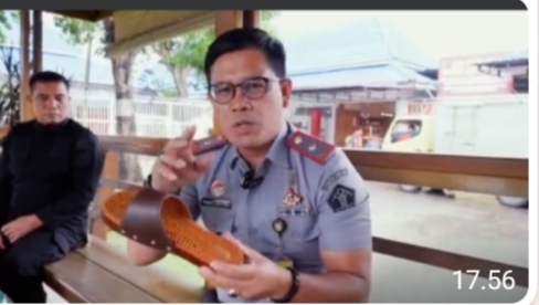 Kolaborasi Dengan PT. Asia Karet, Warga Binaan Rutan I Medan Luncurkan Produk Sendal Terbaru