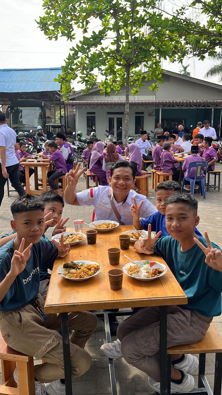 Rutan Kelas I Medan Gelar Makan Gratis Bersama Anak - Anak Panti Asuhan