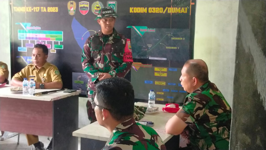 Danrem 031/ WB Brigjen TNI Dany Rakca Andasasawan Tinjau Langsung Kegiatan Pengerjaan TMMD di Kota Dumai