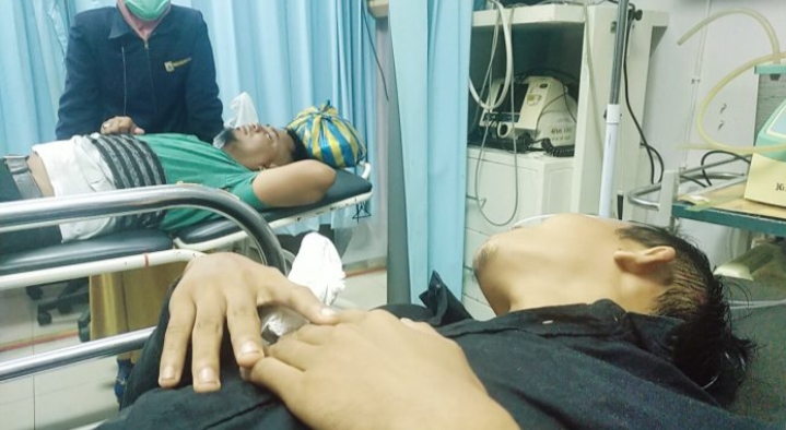 Liput Aktivitas Penglansir BBM Di SPBU Dua Wartawan Dibungo Babak Belur Di Keroyok