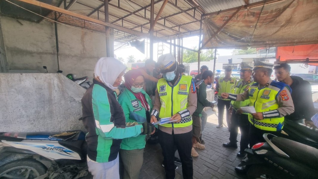 Polda Sumut Ajak Masyarakat Wujudkan Budaya Tertib Berlalu Lintas Lewat Ops Patuh Toba 2025