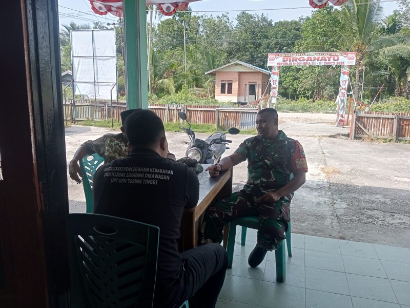 Komsos Babinsa di Teluk Belitung Wujudkan Nilai Persatuan Kampung Pancasila