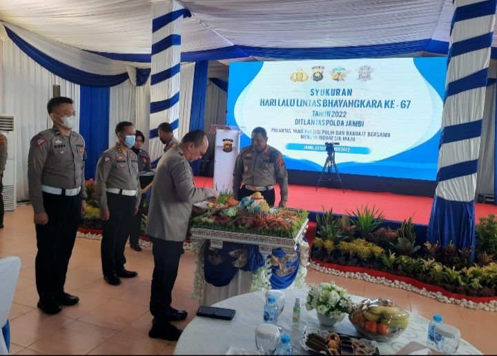 Ditlantas Polda Jambi Gelar Syukuran Menyambut Hari Lalu Lintas Bhayangkara ke-67