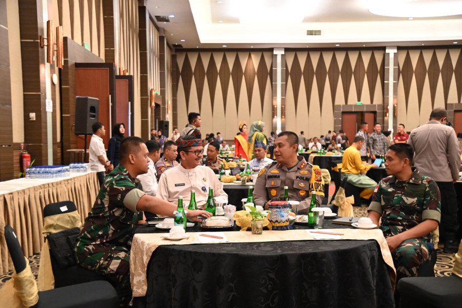 Perkuat Kerjasama TNI-POLRI dan Pemerintah, Dandim 0320/Dumai Hadiri Pertemuan di Pekanbaru