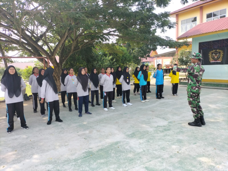 Satgas TMMD ke 118 Latih Pelajar Sekolah PBB