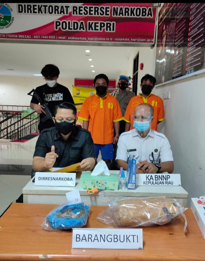 Ditresnarkoba Polda Kepri Laksanakan Pemusnahan Barang Bukti Narkotika Jenis Daun Ganja Kering