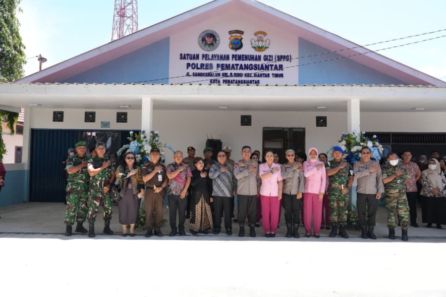 Resmikan SPPG Polres Pematang Siantar, Kapolda Sumut : Wujud Nyata Dukung Generasi Sehat dan Cerdas
