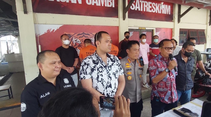 Lima Pelaku Diamankan Kasus Gudang Minyak Terbakar, 3 Ditetapkan Sebagai Tersangka