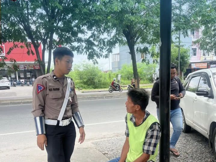 Patroli Dialogis, Personil Polrestabes Medan Berinteraksi Langsung dengan Masyarakat Petugas Security